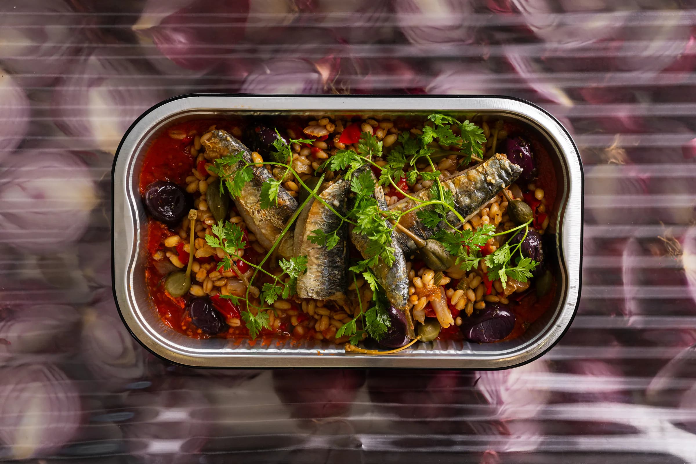 Sardines méditerranéennes, poivrons et semoule complète